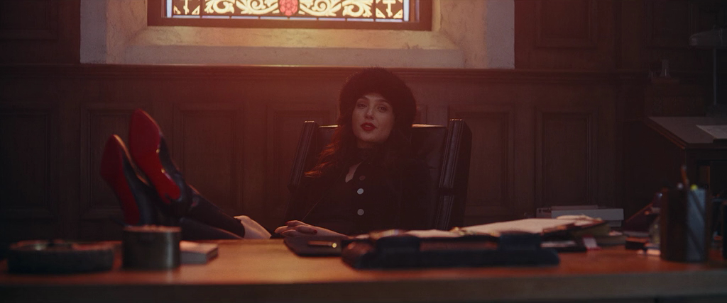 Красное уведомление.2021.mkv_20211112_140756.317.png