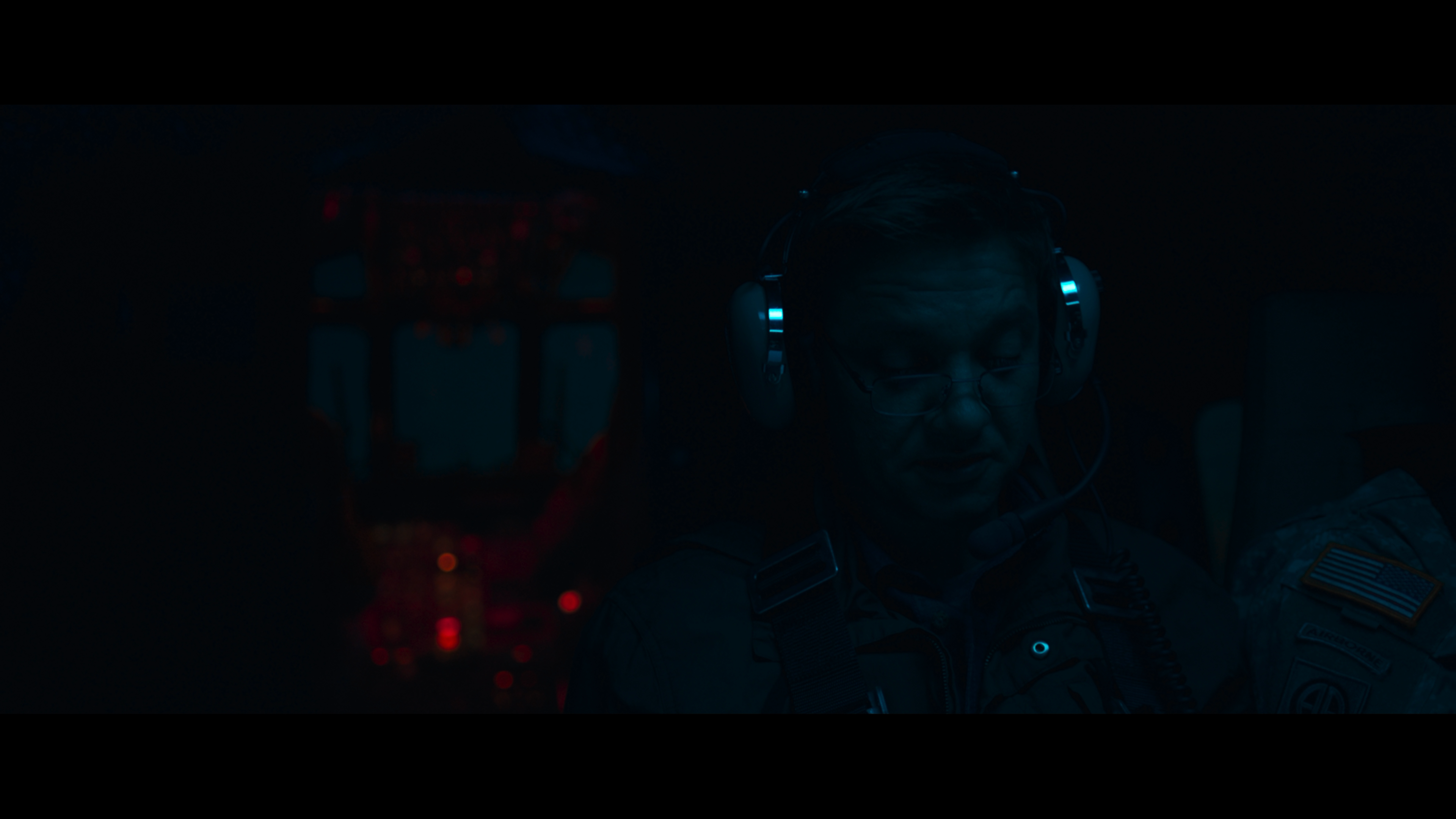 Arrival.2016.2160p.UHD.BDRemux.DTS-HD.MA.7.1.DoVi.P8.Hybrid.mkv_20211215_224931.666.png