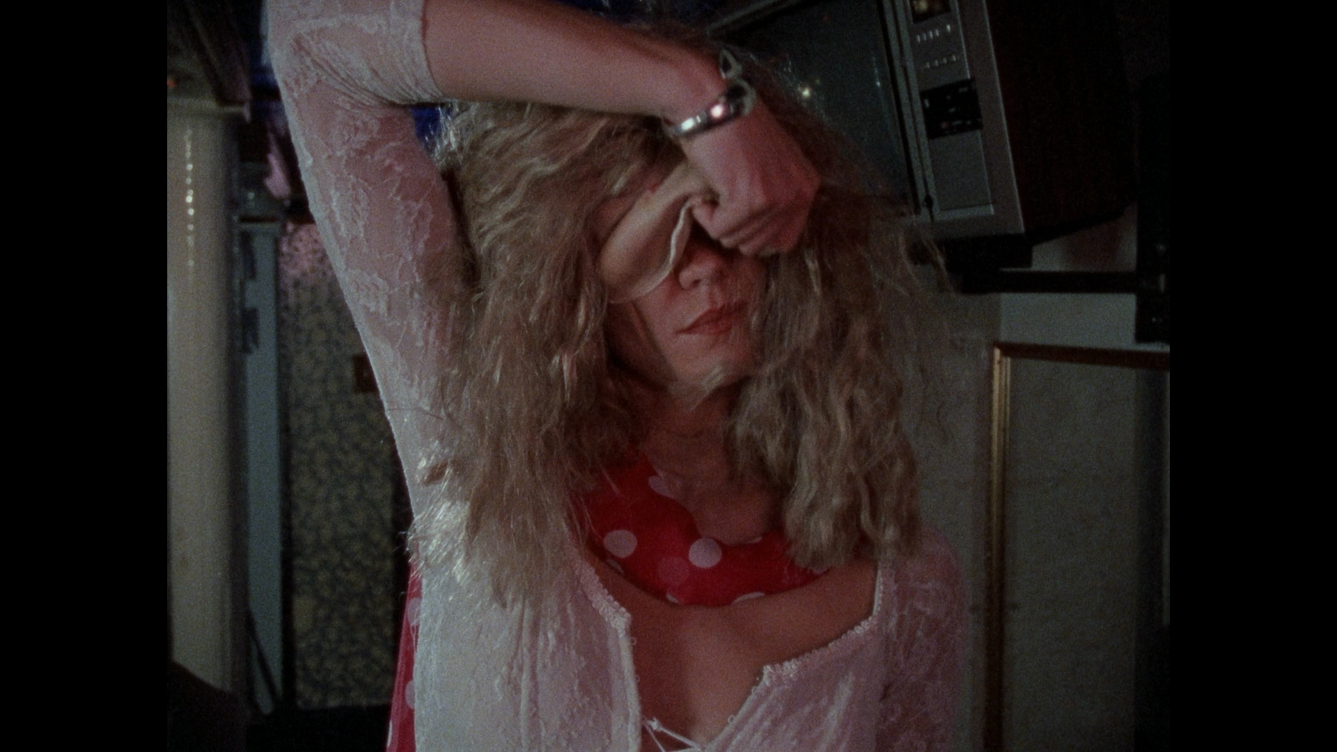 00000.m2ts(Steel and Lace 1991 1080p USA Blu-ray AVC DTS-HD MA 2.0-PlatinumBlack)_20211218_124701.225.png