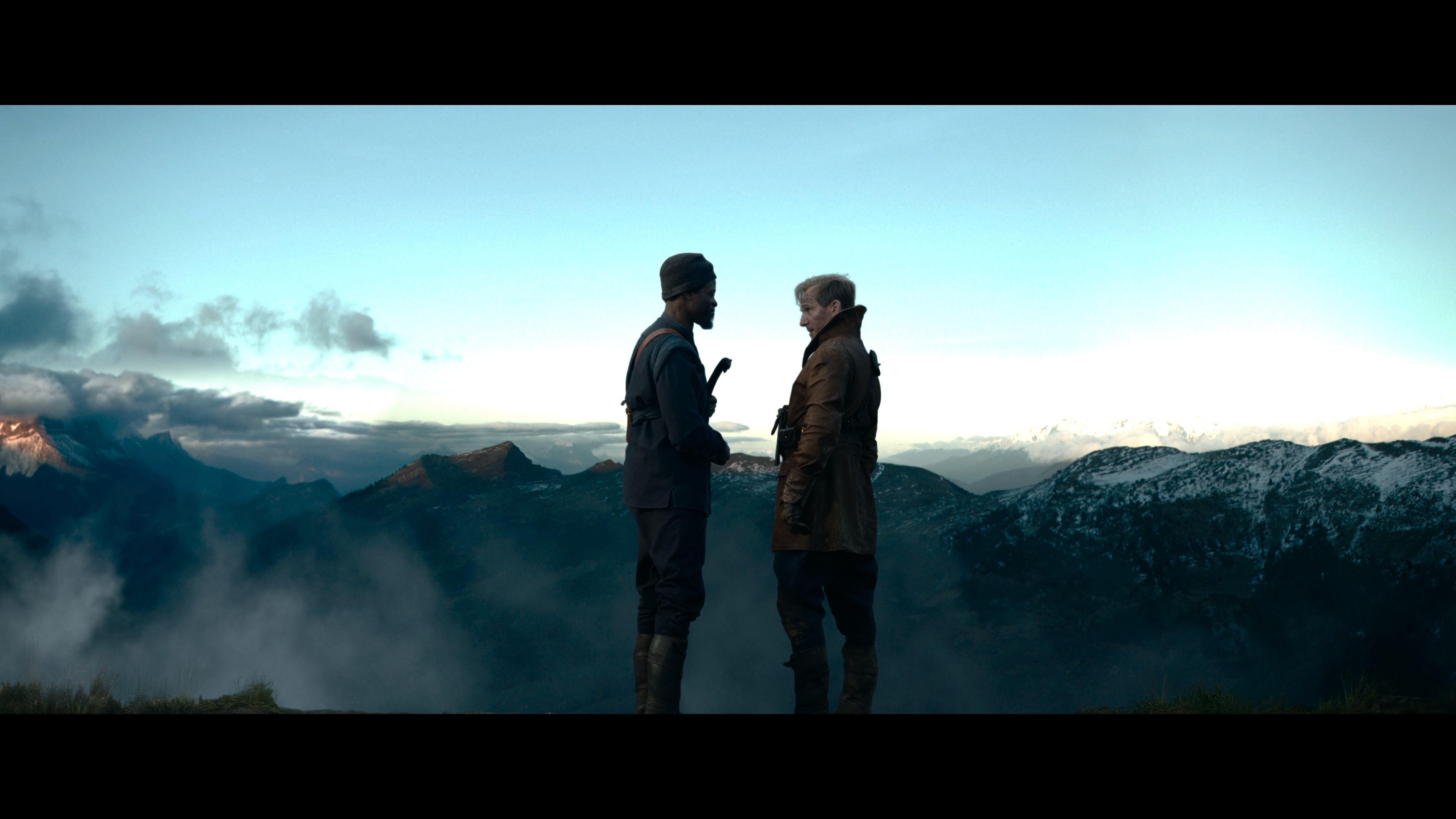 The.Kings.Man.2021.2160p.UHD.BDRemux.TrueHD.Atmos.7.1.HYBRID.DoVi.P8.by.DVT.mkv_20220220_115517.525.png