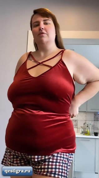 Саша Черно считает что ей осталось убрать только живот