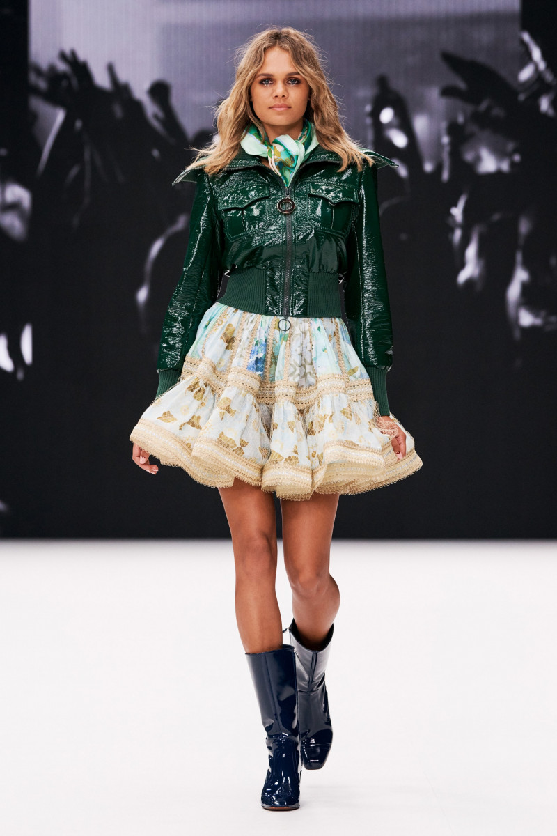 00030-Zimmermann-Fall-21-RTW.jpg