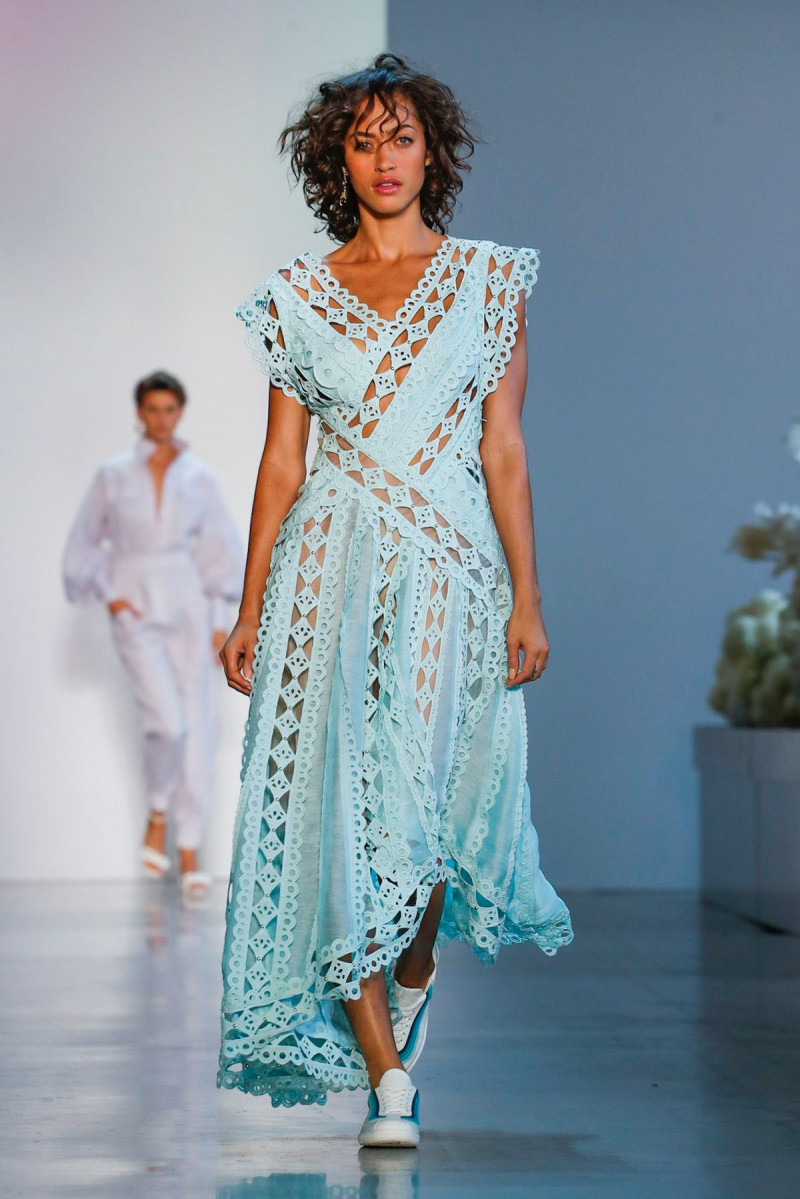 Zimmermann-Collection-RTW-SS19-New-York-0945-1536597193.jpg