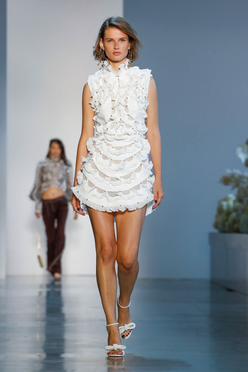 Zimmermann-Collection-RTW-SS19-New-York-0881-1536597068.jpg