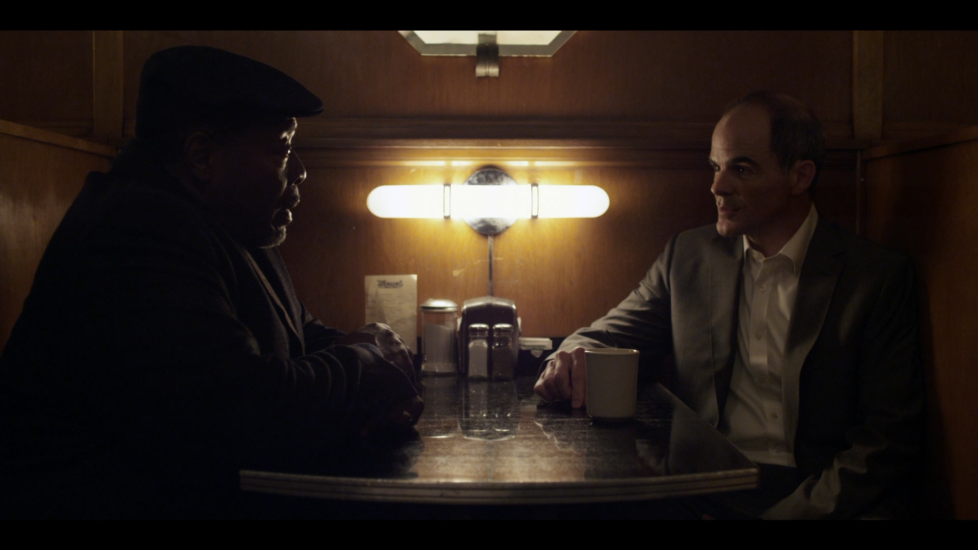 House.of.Cards.S01E01.Chapter.1.1080p.BDRemux.rus.ukr.eng.mkv_20220505_000146.191.png