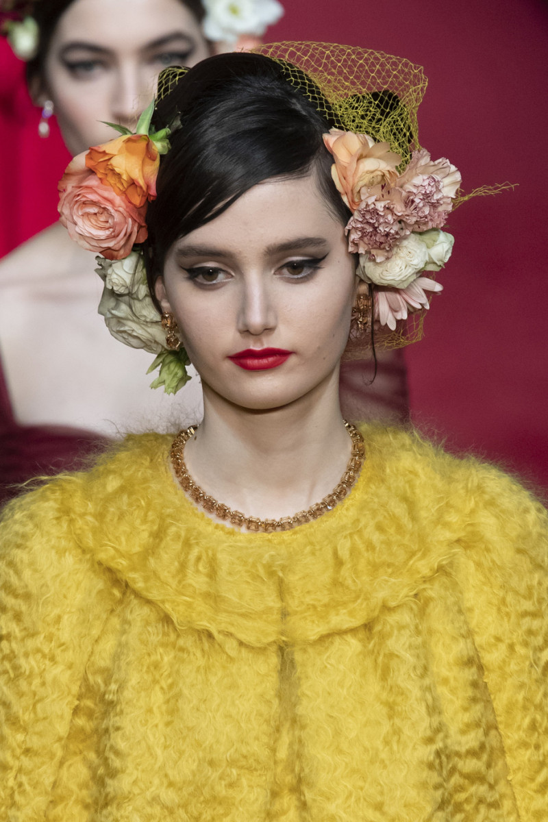 Dolce+Gabbana+Fall+2019+Details+HTw4wccG-K-x.jpg