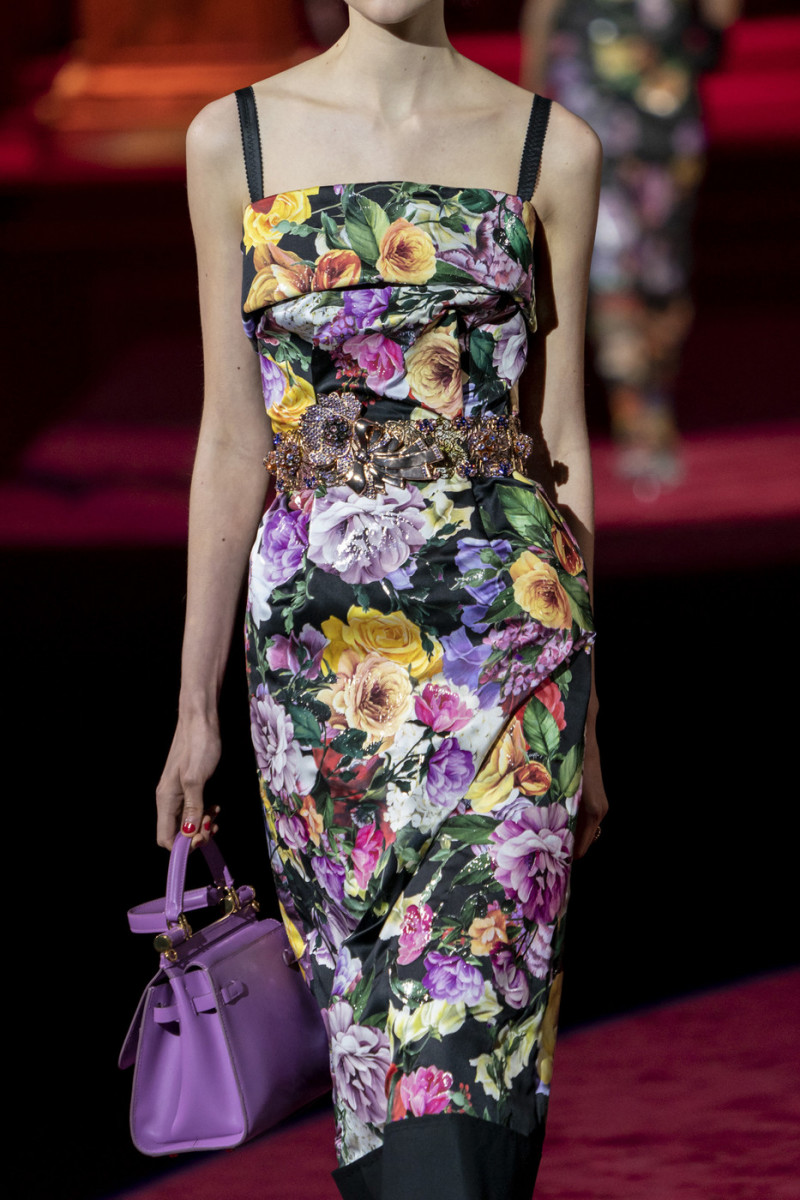 Dolce+Gabbana+Fall+2019+Details+3QC4bI7h8WGx.jpg