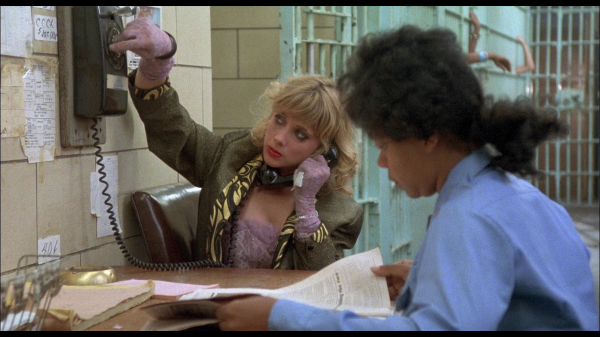 Desperately.Seeking.Susan.1985.Kino.Lorber.BD.Remux.1080p[(102791)10-35-03].PNG