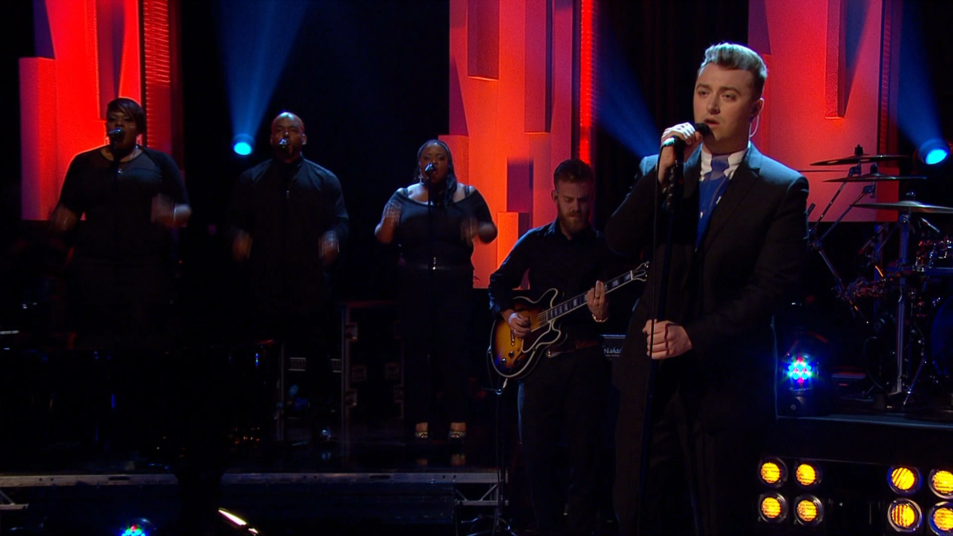 Later... with Jools Holland • Series 45 Episode 6 Live Episode.ts_20220514_210910.039.png