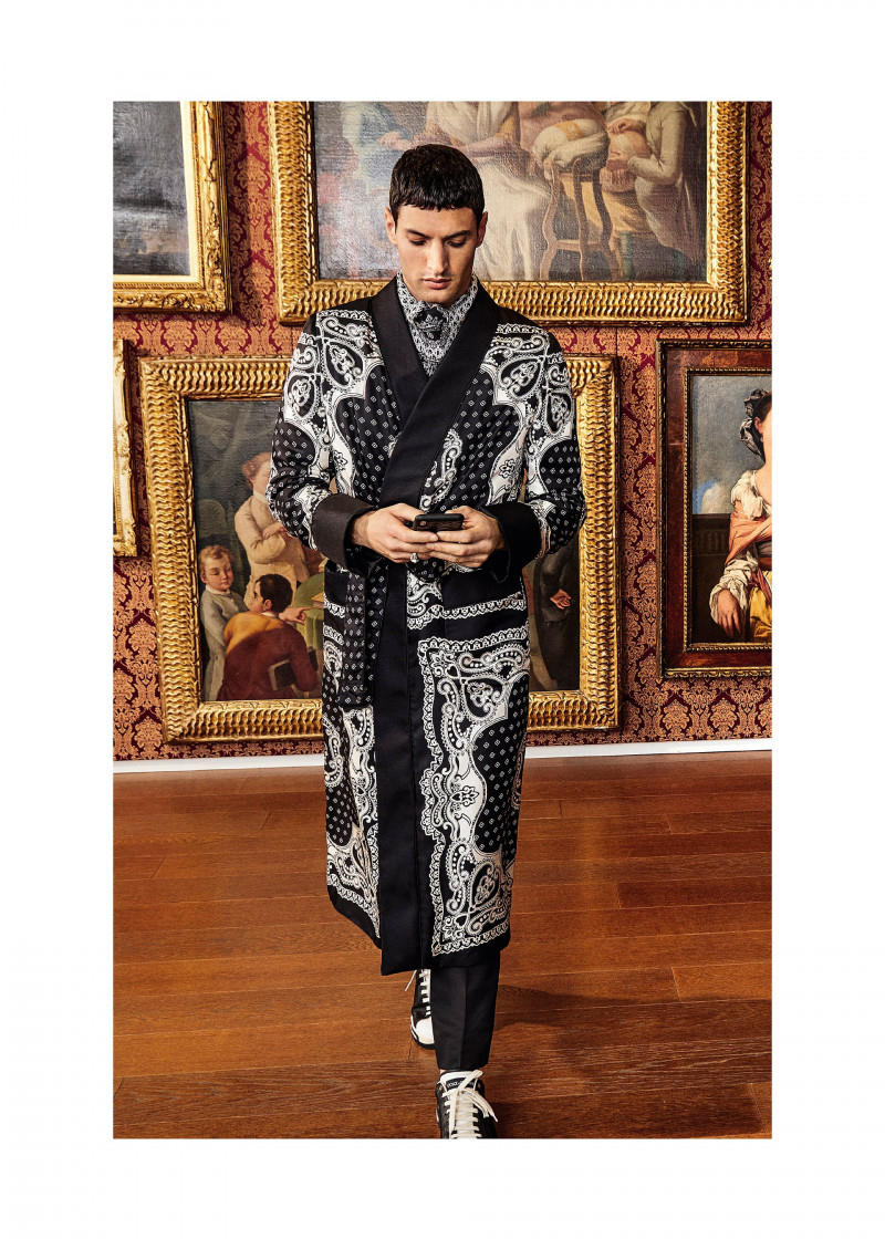 dolce-and-gabbana-summer-2020-man-collection-1351.jpg