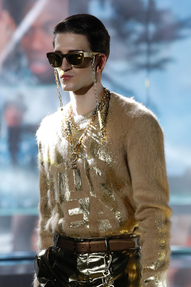 00004-Dolce-Gabbana-Details-Mens-Fall-21.jpg