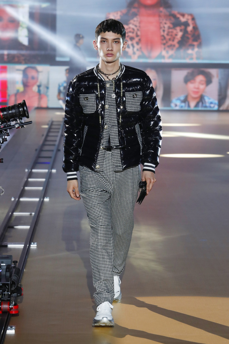 00051-Dolce-Gabbana-Mens-Fall-21.jpg