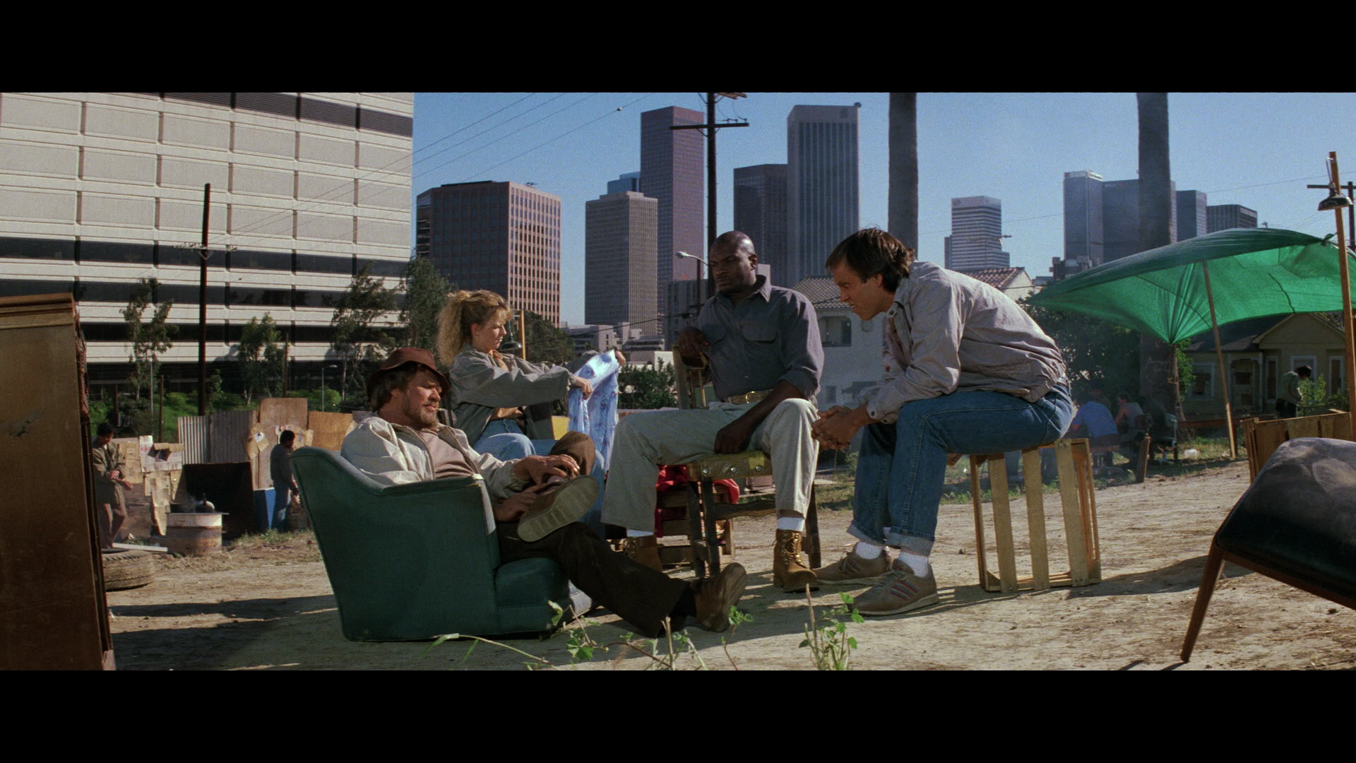 They.Live.1988.Studio.Canal.BDRemux.1080p[(029438)18-18-25].PNG