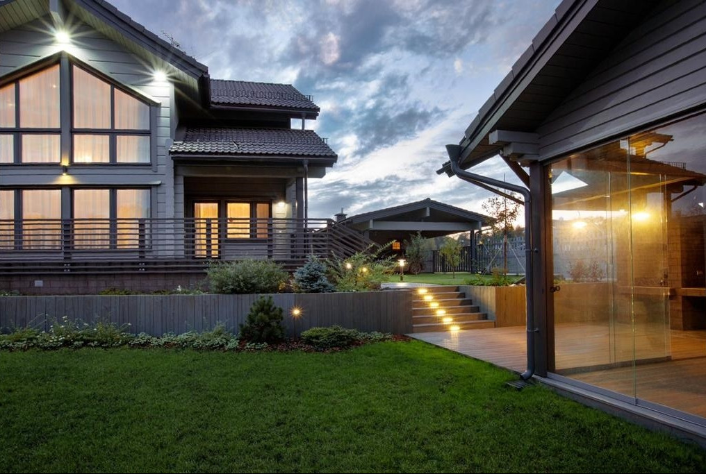 ONE ESTATE
