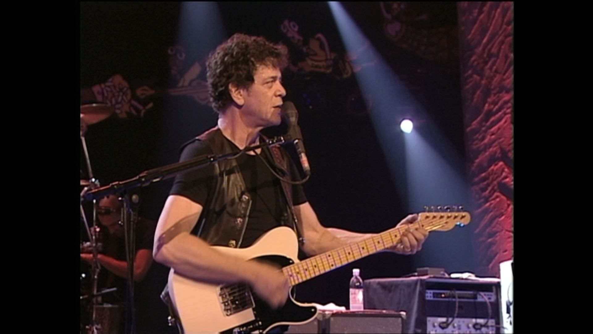Lou Reed - 'Classic Albums Transformer'  'Live At Montreux 2000'_20220822_150001.702.png