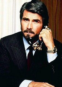 Джеймс Бролин