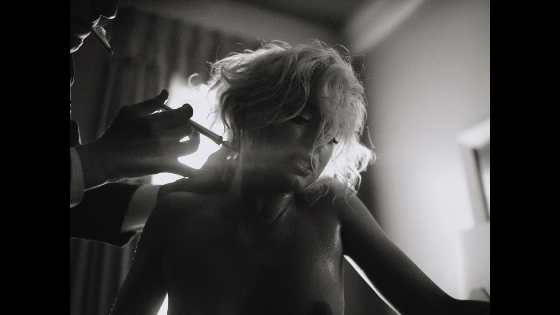 Blonde netflix nudity