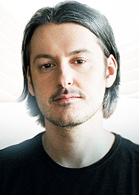 Илья Найшуллер