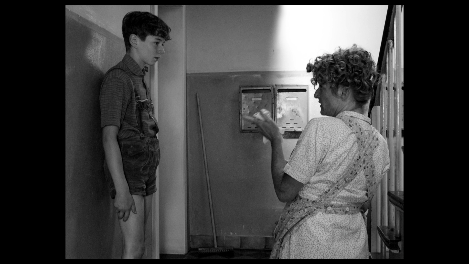 Junges Licht 2016 BDRemux 1080p.mkv_snapshot_00.18.40.png