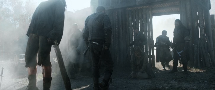 Medieval.2022.HDRip-AVC.ExKinoRay.mkv_snapshot_00.35.57.864.png