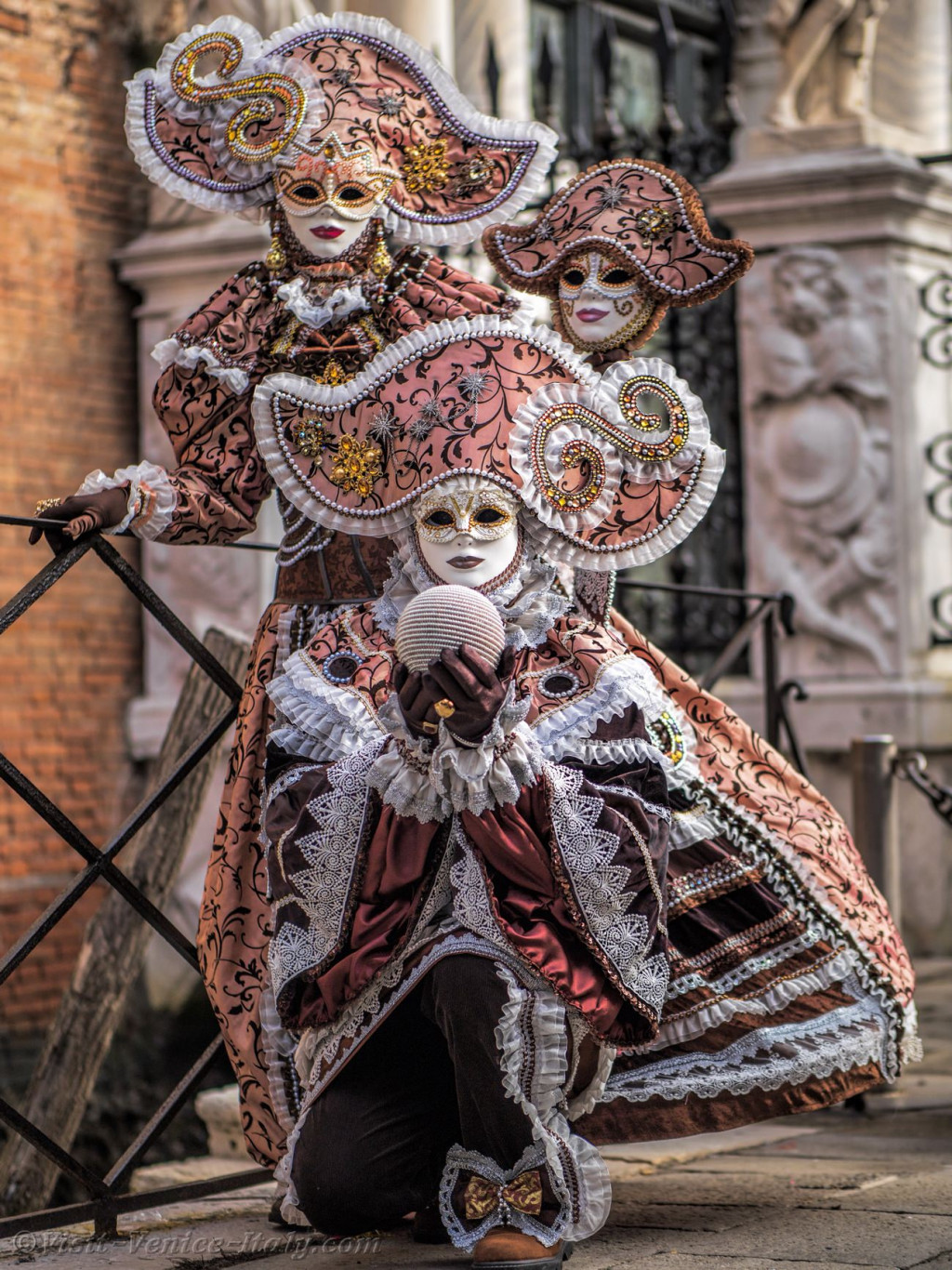 Карнавал в венеции фото костюмов