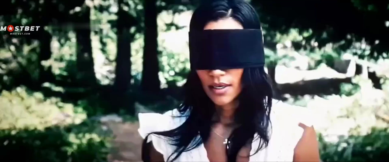 Image error