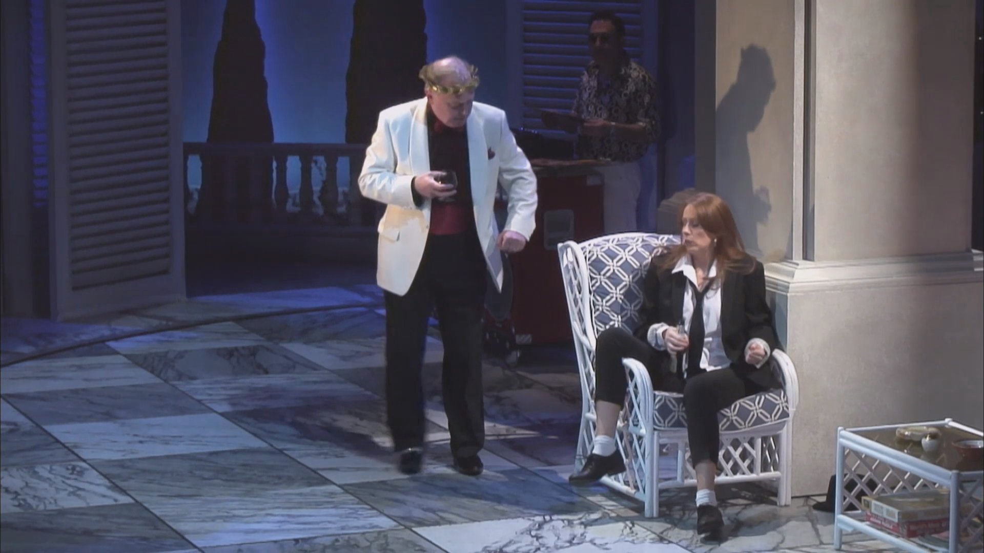 Много шума из ничего. Much Ado About Nothing (Sonia Friedman Productions, Wyndham's Theatre, dir. Josie Rourke, 2011).mkv_20230220_112928.350.png