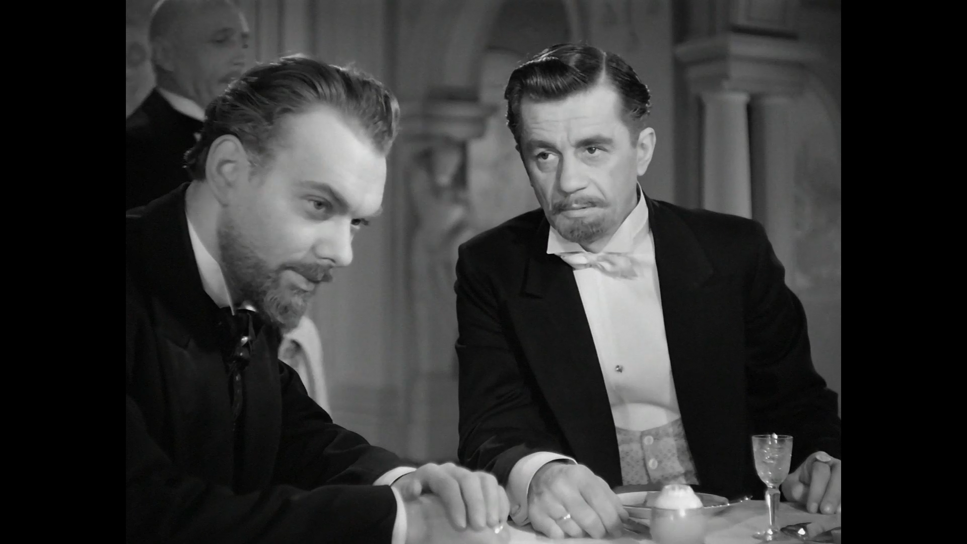 Дама.с.собачкой.1960.WEB.1080p-ylnian.mkv_snapshot_00.43.31.081.png