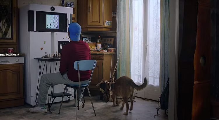 Ив /Yves/ 2019 (0:21:15 / 1:47:00)