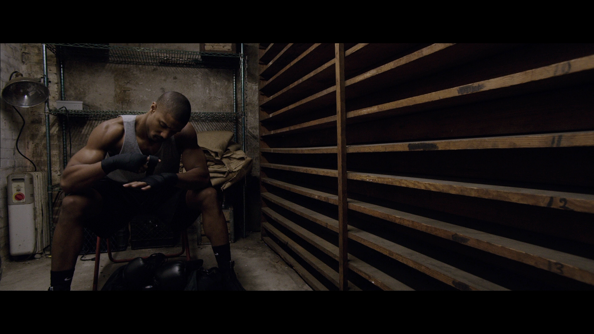 Крид.Наследие Рокки.2015.Blu-Ray.Remux.(1080p).mkv_20230319_173746.304.png