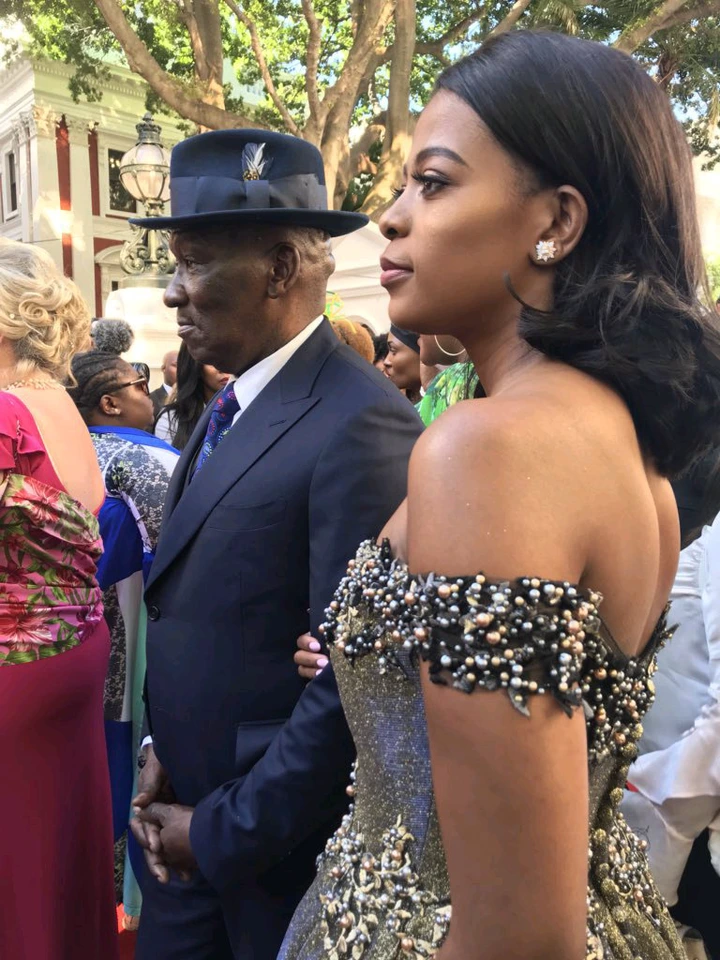 Here's How Rich Malusi Gigaba's Ex Side Chick Is Cindy Makhathini ...