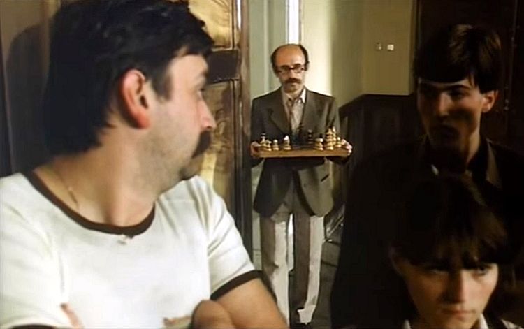 Помнишь ли, Долли Белл? /Sjecas li se, Dolly Bell/ 1981 (0:10:39 / 1:49:00)