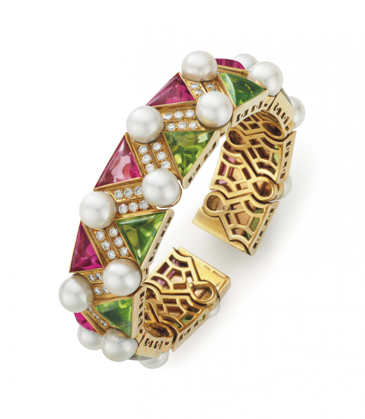 2017_NYR_14760_0213_000(a_multi-gem_and_diamond_cuff_bracelet_by_bulgari094236).jpg