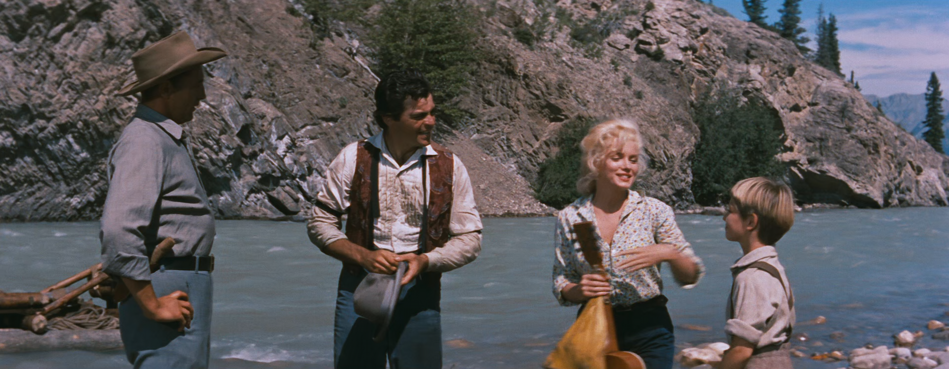 Река не течет вспять (River of No Return) 1954.mkv_snapshot_00.23.31.410.png