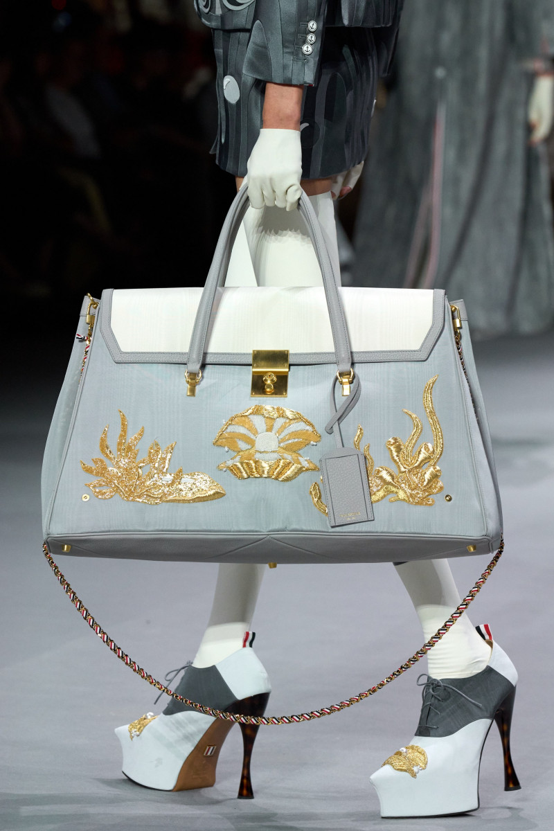 00093-thom-browne-fall-2023-couture-details-credit-gorunway.jpg