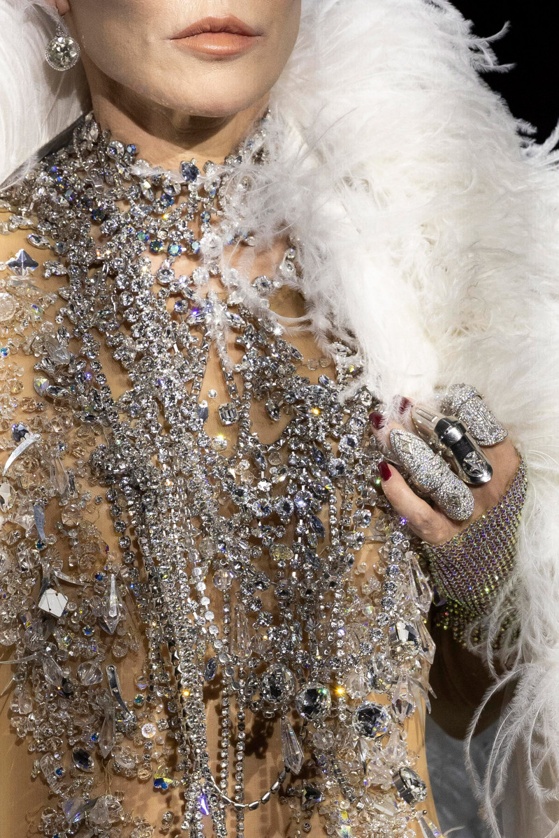 00001-celia-kritharioti-fall-2023-couture-details-credit-brand.jpg