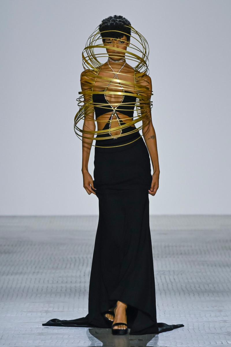 00034-celia-kritharioti-fall-2023-couture-credit-brand.jpg
