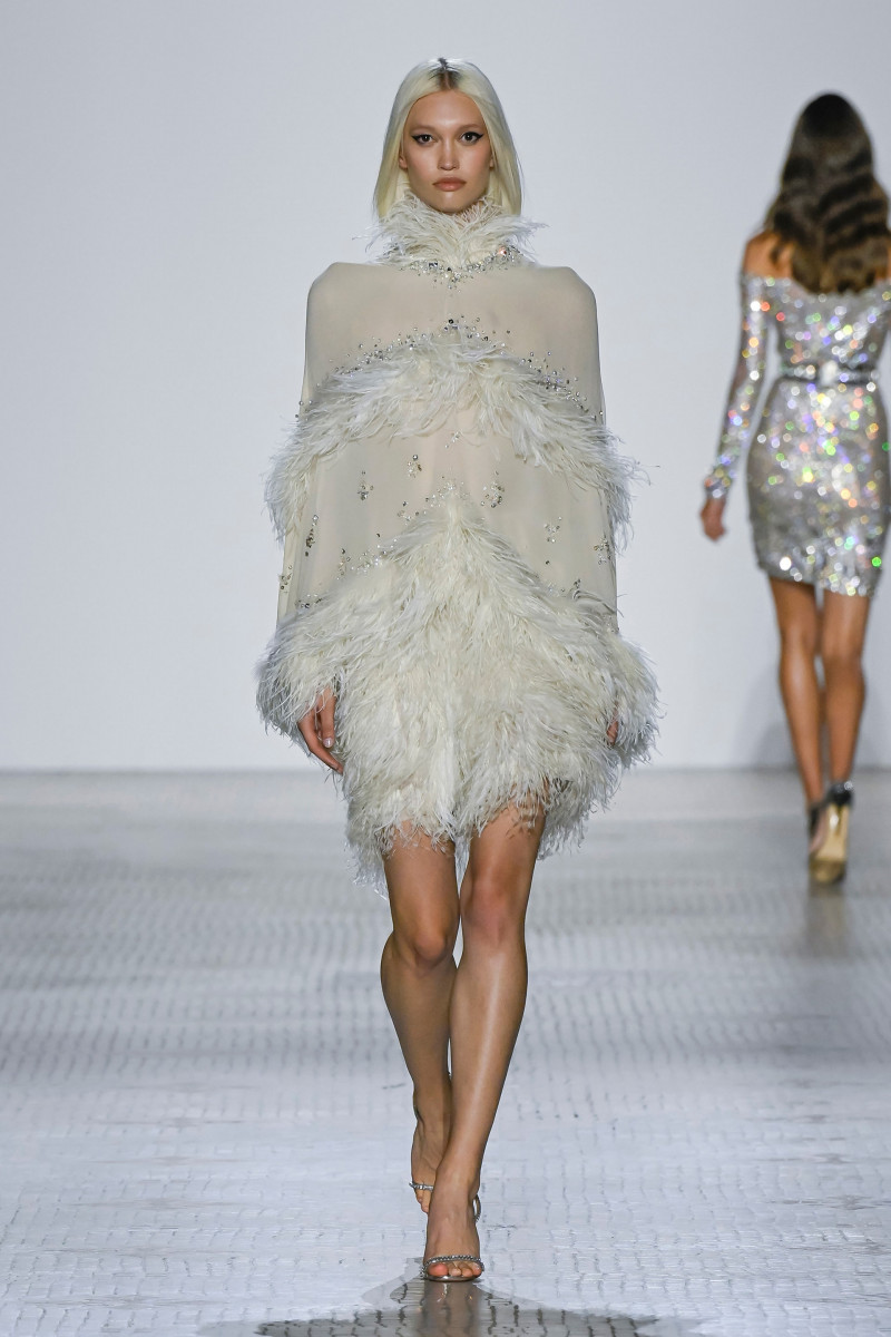 00026-celia-kritharioti-fall-2023-couture-credit-brand.jpg