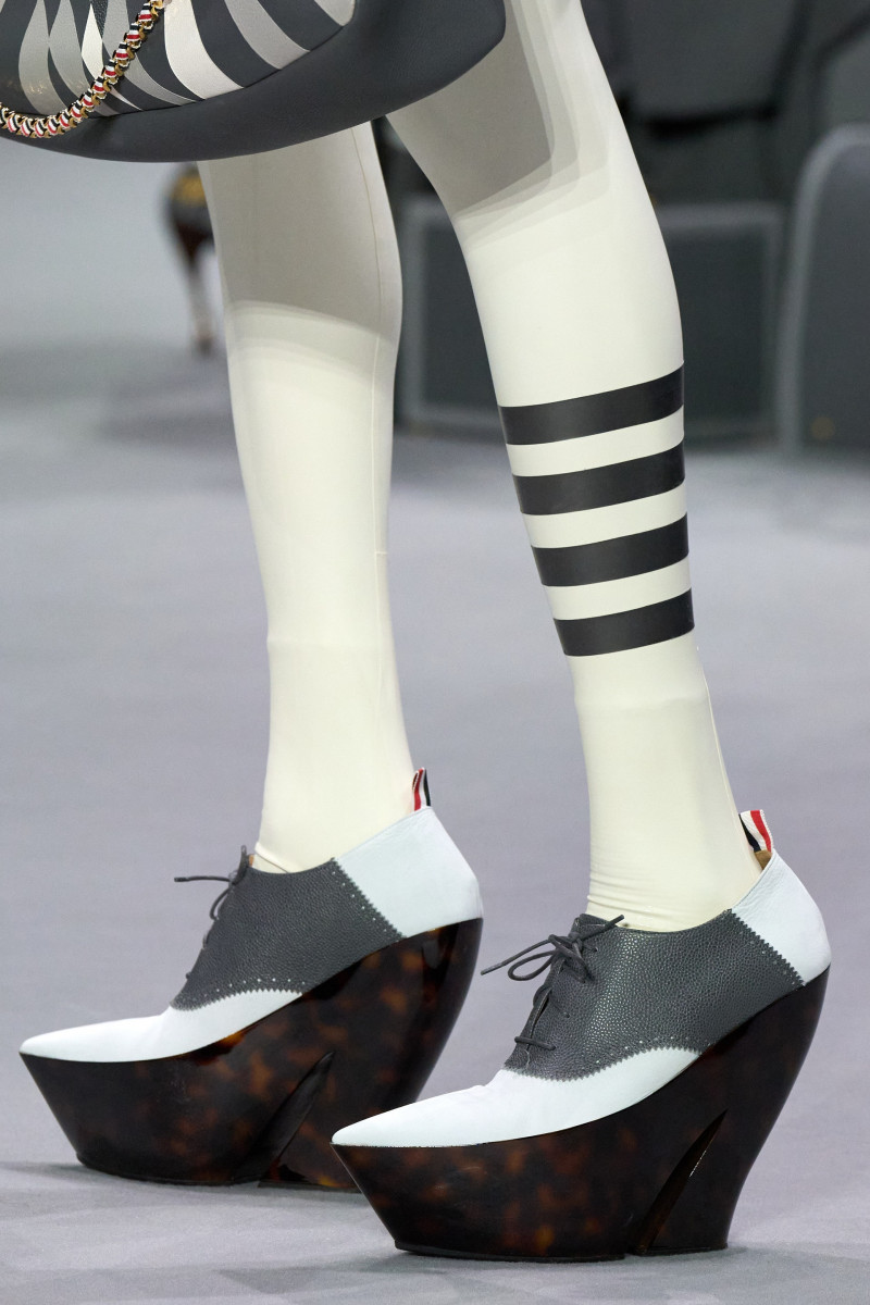 00017-thom-browne-fall-2023-couture-details-credit-gorunway.jpg