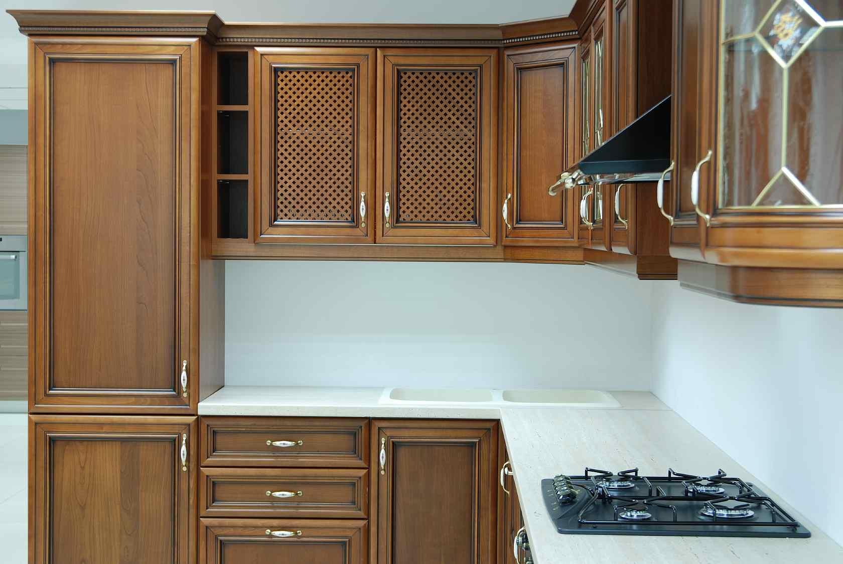 Замена фасадов на кухонном гарнитуре: лучший способ обновить свою кухню без ремонта