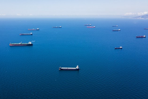 Газпром нефть заправила судно отработанным фритюрным маслом