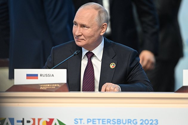 Недальновидная энергополитика Запада перевернула рынки, заявил Путин