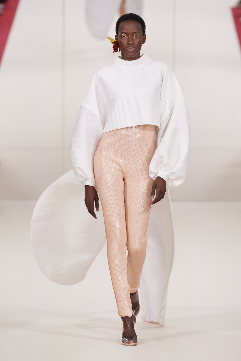 00002-Alexis-Mabille-Couture-Spring-22-Paris-credit-Filippo-Fior-Gorunway.jpg