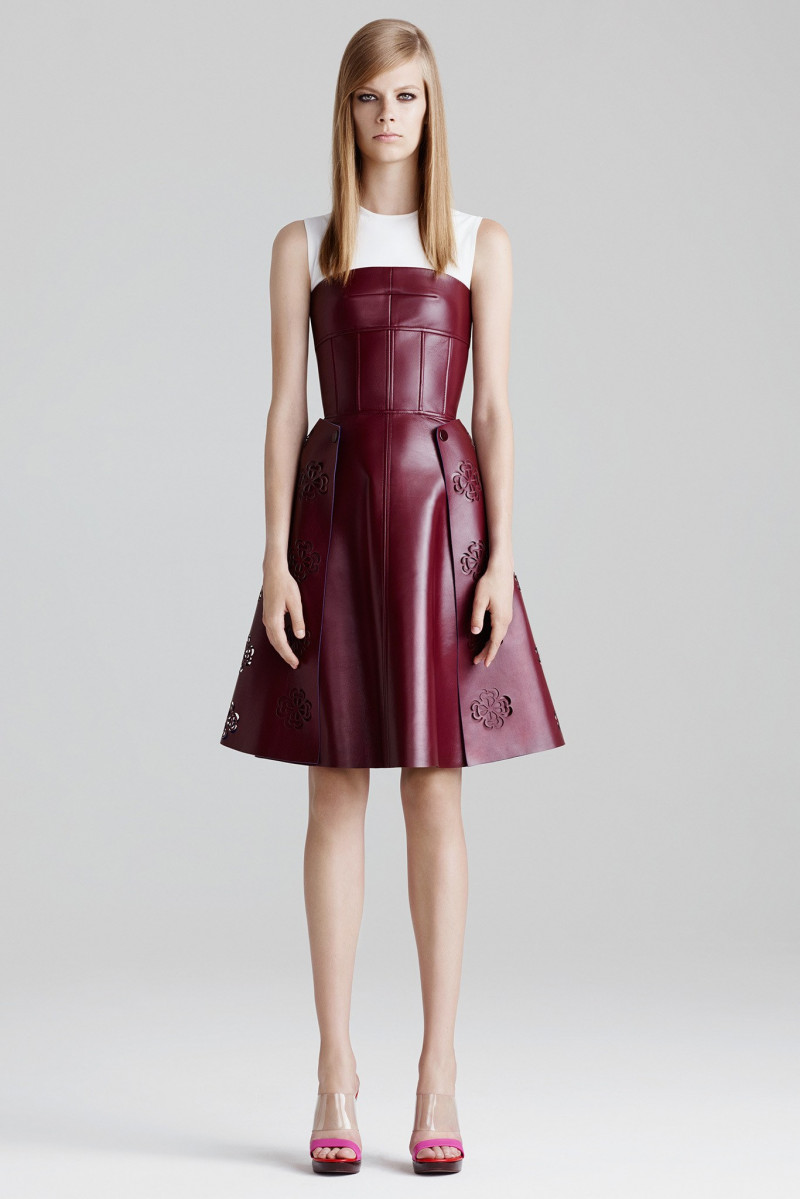 McQueen_012_1366.1366x2048.JPG
