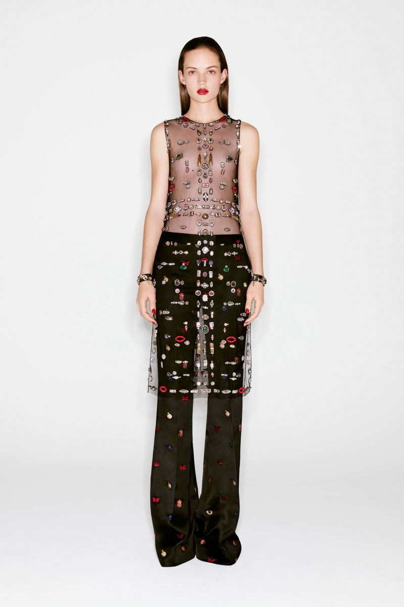 21-alexander-mcqueen-pf16.jpg