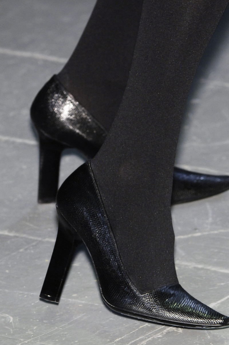 Alexander+McQueen+Spring+2006+Details+L0e4XT8iag8x.jpg