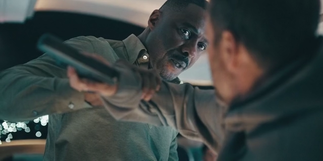 Hijack.S01E03.DUB.MVO.WEB-DLRip.mp4_snapshot_22.14_[2023.09.05_11.42.48].png
