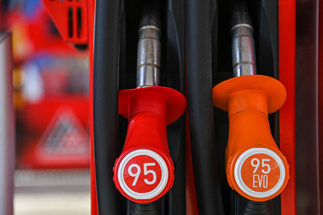 Минэнерго прорабатывает меры для стабилизации цен на топливо
