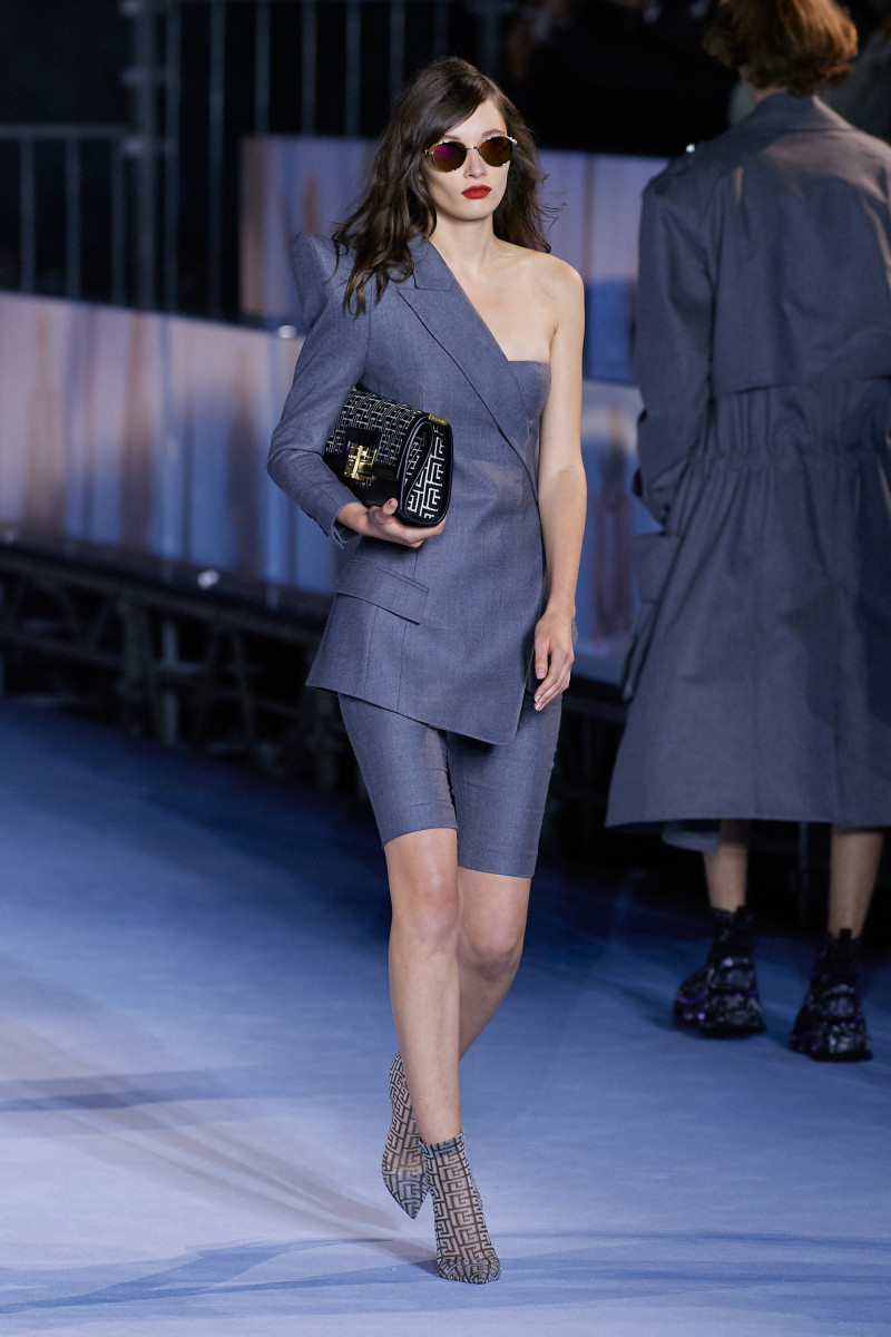 00020-BALMAIN-RTW-Spring-21.jpg