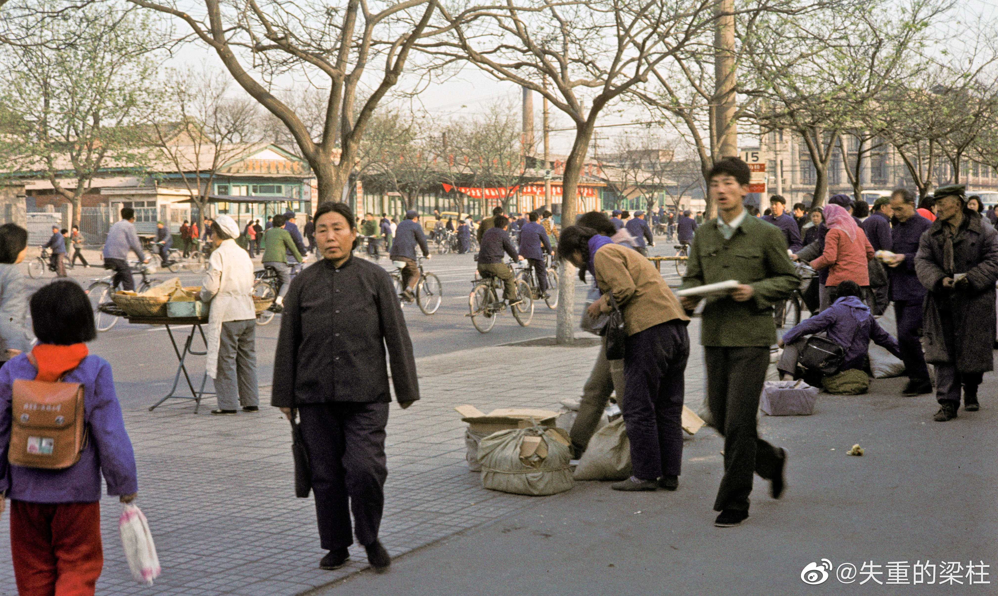 1982·??· 202311094.jpg